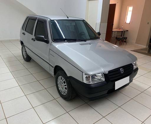 FIAT UNO 1.0 MPI MILLE FIRE 8V FLEX 4P MANUAL FIAT UNO 1.0 MPI MILLE FIRE 8V FLEX 4P MANUAL